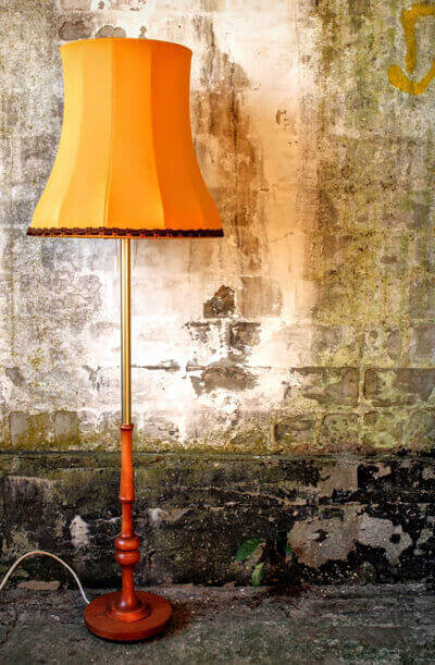 Lamp from Brentford, Middlesex to Santa Monica, California